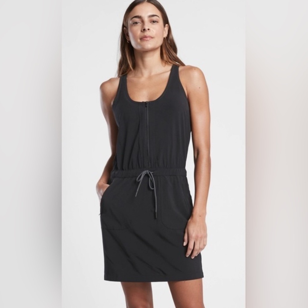 ATHLETA Expedition Outdoor Athletic Sleeveless Zip-Front Dress